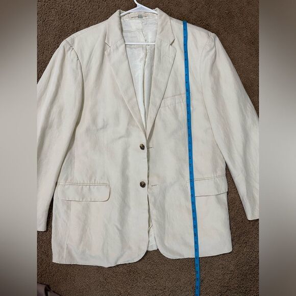 J. Peterman Cream Blazer with Notched Lapels 51% Silk 49% Linen - Picture 8 of 8